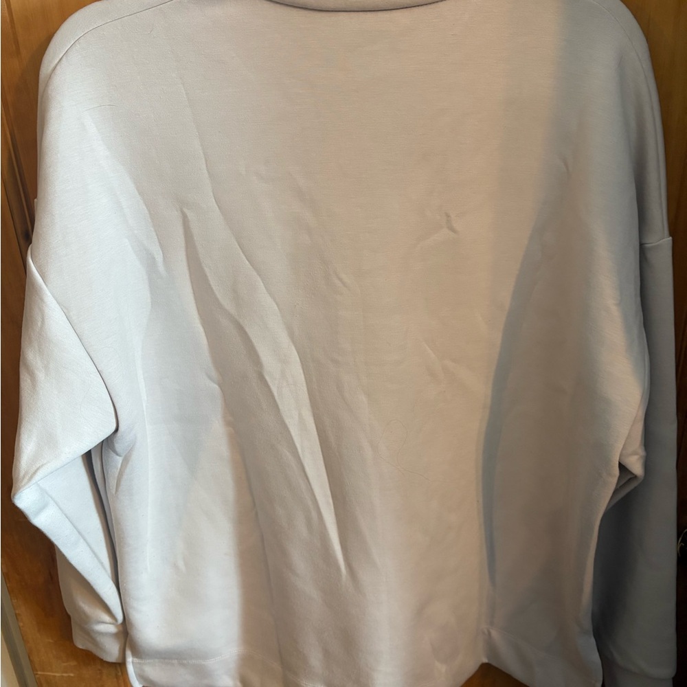 Light Gray Pullover With Front Pockets - image 4